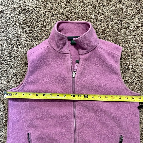 L.L. Bean Fleece Woman’s Zipper Front Vest-Small - Picture 7 of 8